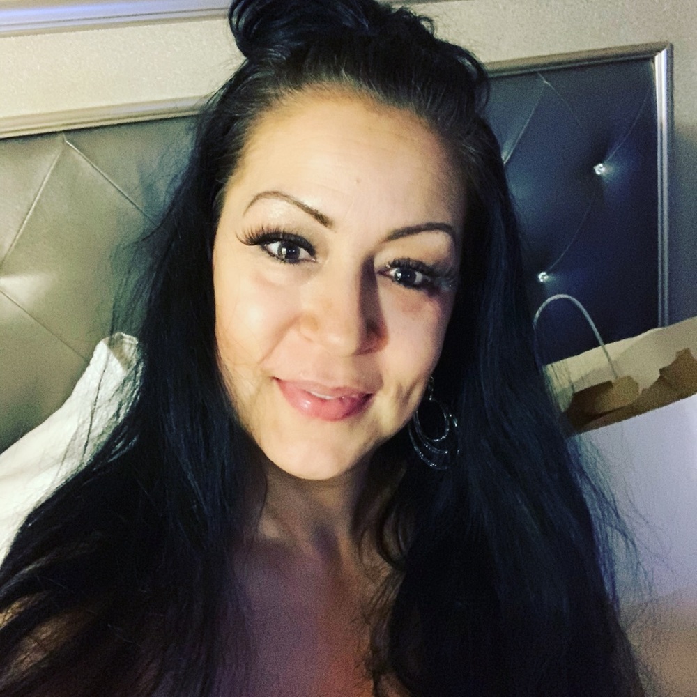 Meet your Posher, Angie